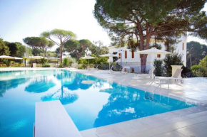 Отель Villa Ravenna Resort Dimora Storica  Санникола